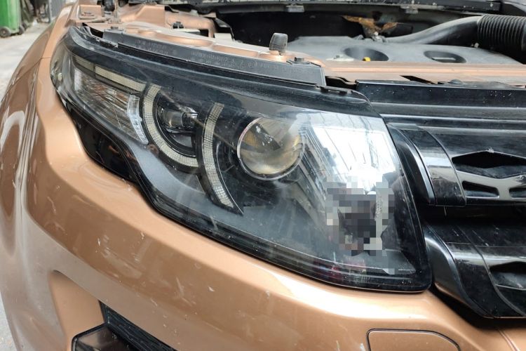 Used Land Rover Range Evoque 2013 2.0T 5-Door Ignite Edition Right Front Headlight