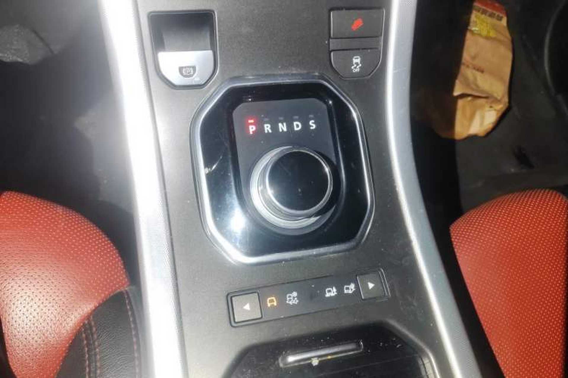 Used Land Rover Range Evoque 2013 2.0T 5-Door Ignite Edition Gear Lever