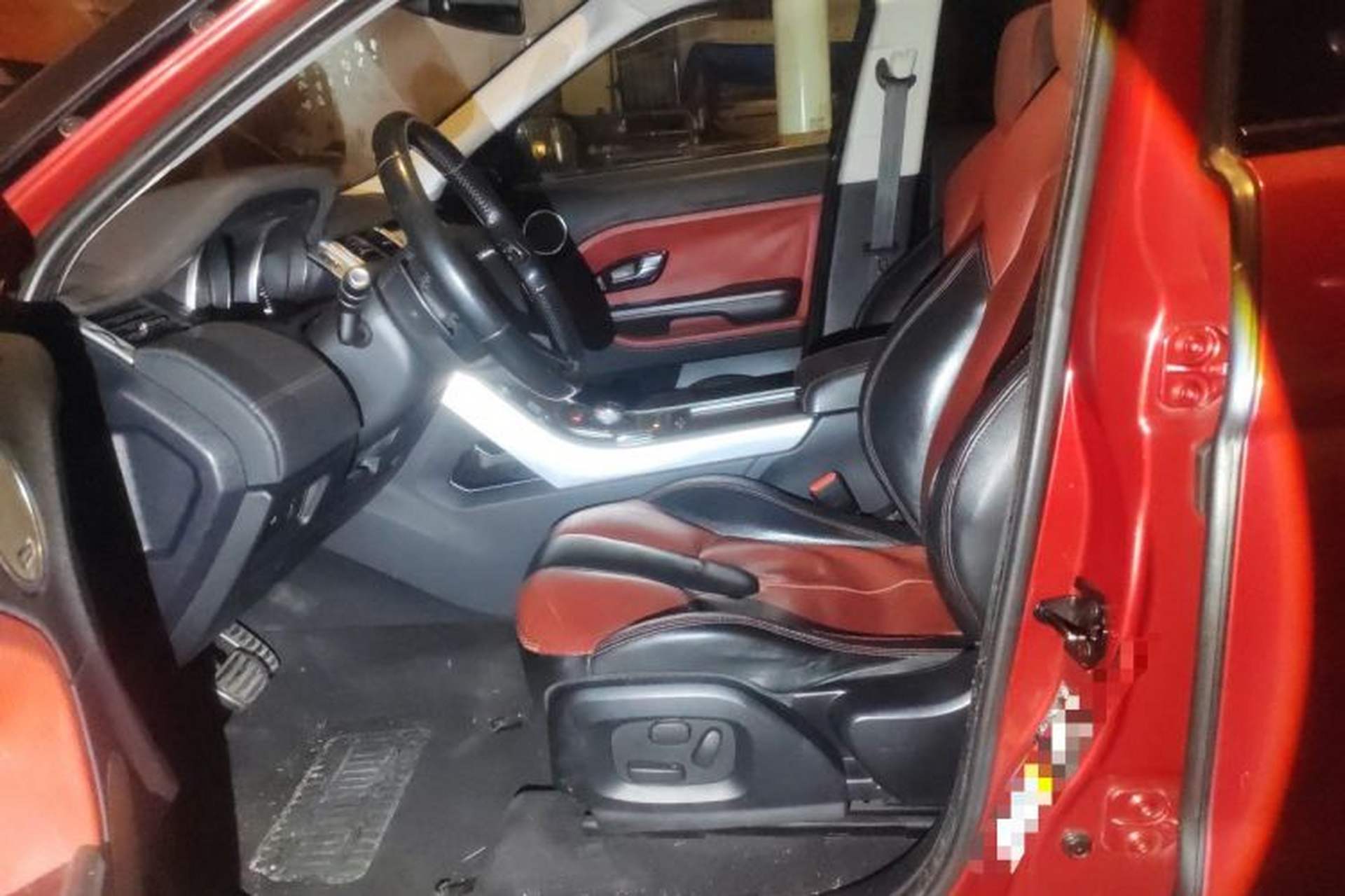 Used Land Rover Range Evoque 2013 2.0T 5-Door Ignite Edition Left Front Seat