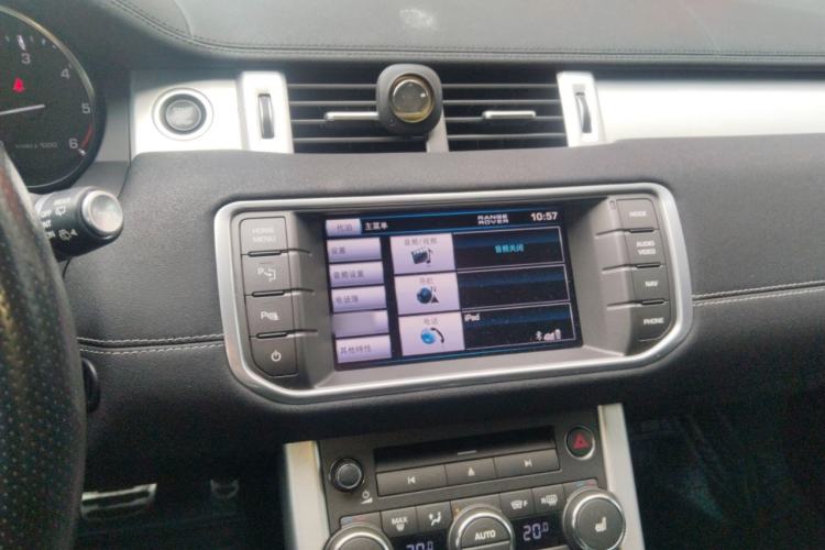 Used Land Rover Range Evoque 2013 2.2T 5-Door Diesel Edition Audio And AC Panel