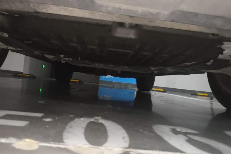 Used Land Rover Range Evoque 2013 2.0T 5-Door YAOZHI Edition Chassis Front