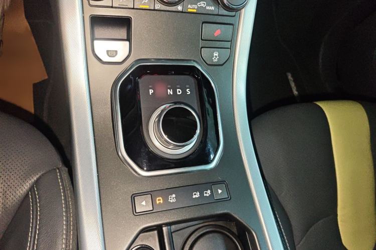 Used Land Rover Range Evoque 2013 2.0T 5-Door Ignite Edition Gear Lever