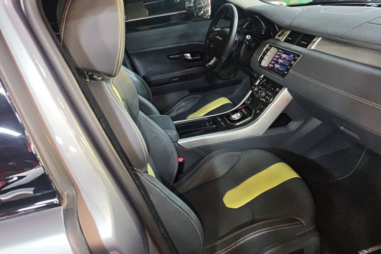 Used Land Rover Range Evoque 2013 2.0T 5-Door Ignite Edition Right Front Seat