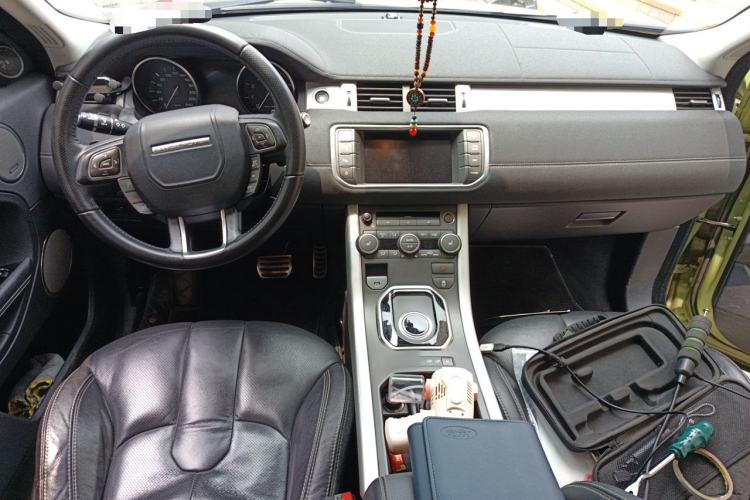 Used Land Rover Range Evoque 2013 2.0T 5-Door Ignite Edition Center Console
