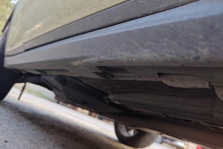 Used Land Rover Range Evoque 2013 2.0T 5-Door Ignite Edition Chassis Front Right
