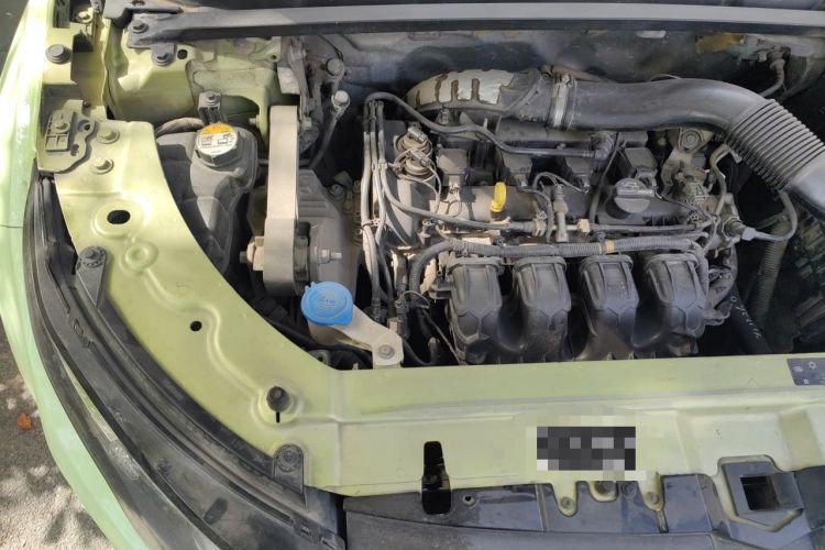 Used Land Rover Range Evoque 2013 2.0T 5-Door Yaozhen Edition Engine Bay Right