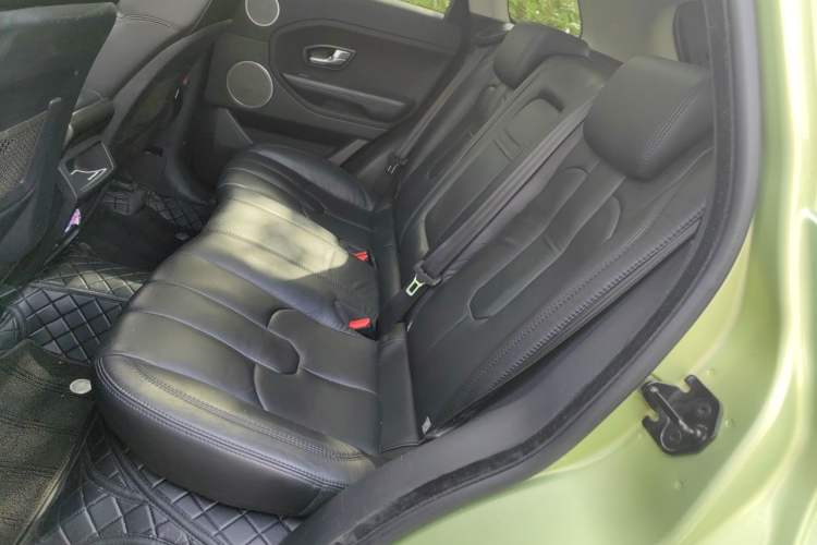Used Land Rover Range Evoque 2013 2.0T 5-Door Yaozhen Edition Left Rear Seat