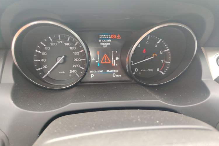 Used Land Rover Range Evoque 2013 2.0T 5-Door YAOZHI Edition Odometer Close Up