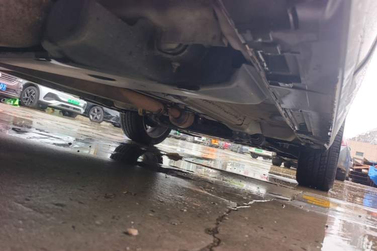 Used Land Rover Range Evoque 2013 2.0T 5-Door Ignite Edition Chassis Rear Right
