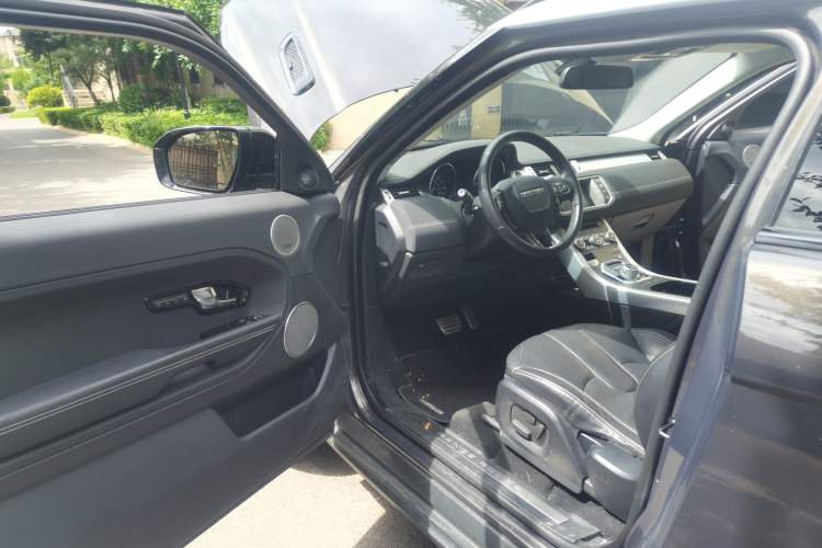 Used Land Rover Range Evoque 2013 2.0T 3-Door Ignite Edition Driver Seat