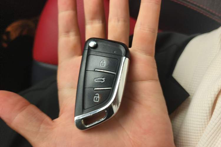 Used Land Rover Range Evoque 2013 2.0T 5-Door Ignite Edition Vehicle Key