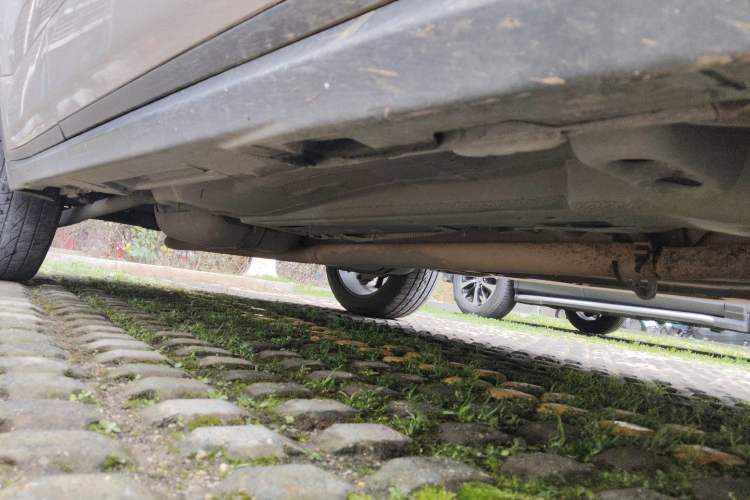 Used Land Rover Range Evoque 2013 2.0T 5-Door Ignite Edition Chassis Front Right