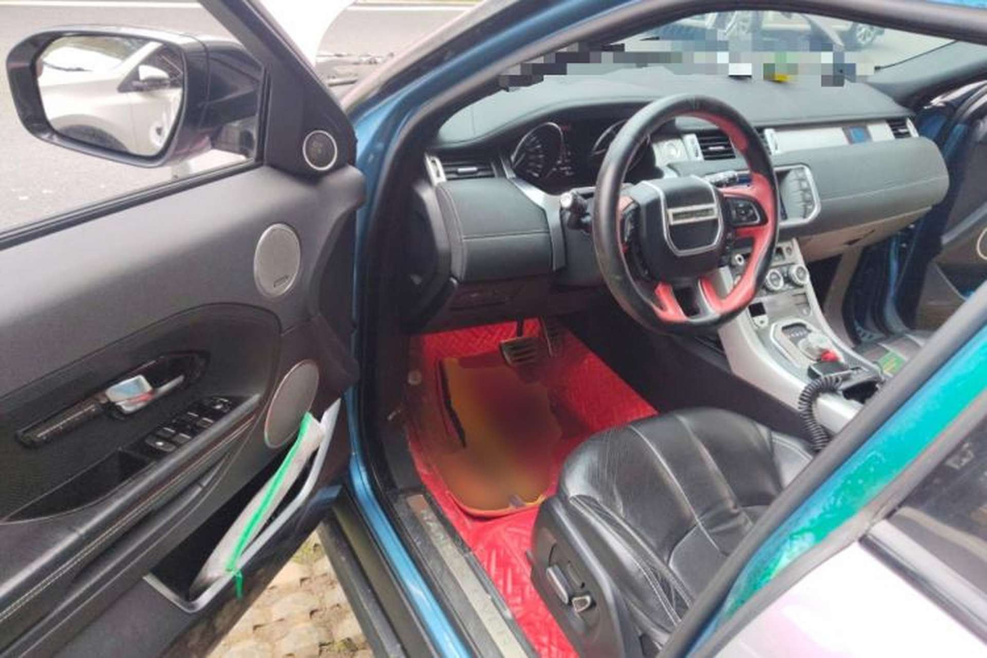 Used Land Rover Range Evoque 2013 2.0T 5-Door Ignite Edition Driver Seat