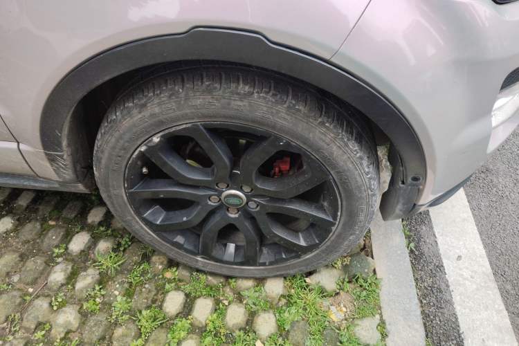 Used Land Rover Range Evoque 2013 2.0T 5-Door Ignite Edition Right Front Wheel Hub