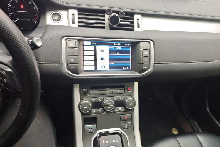 Used Land Rover Range Evoque 2013 2.0T 5-Door Ignite Edition Audio And AC Panel
