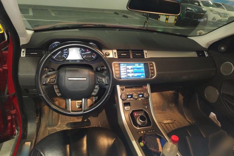 Used Land Rover Range Evoque 2013 2.0T 5-Door Ignite Edition Center Console