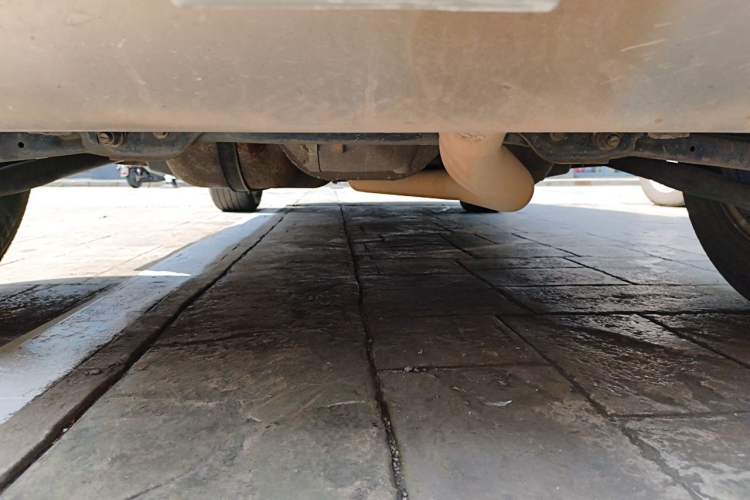 Used Land Rover Range Evoque 2013 2.0T 5-Door Yaozhen Edition Chassis Rear