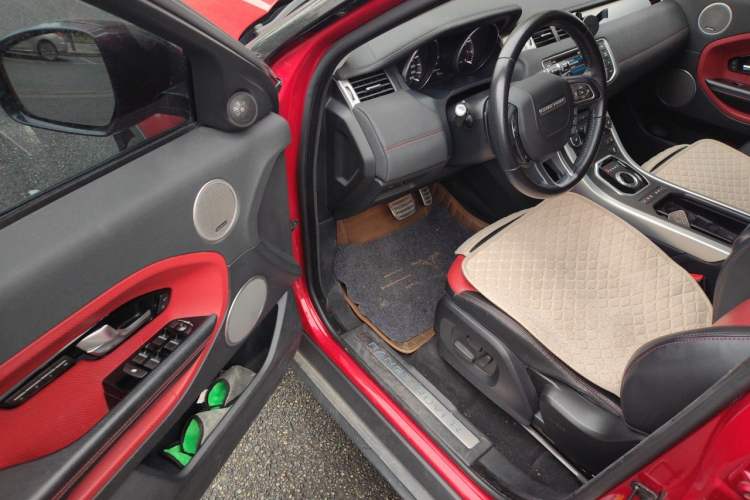 Used Land Rover Range Evoque 2013 2.0T 5-Door Ignite Edition Driver Seat