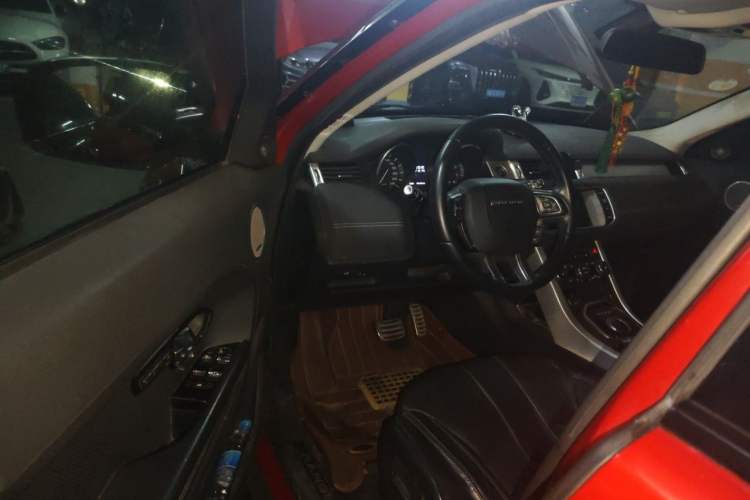 Used Land Rover Range Evoque 2013 2.0T 5-Door Ignite Edition Driver Seat