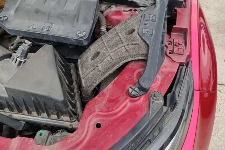 Used Land Rover Range Evoque 2013 2.0T 5-Door Ignite Edition Engine Bay Left