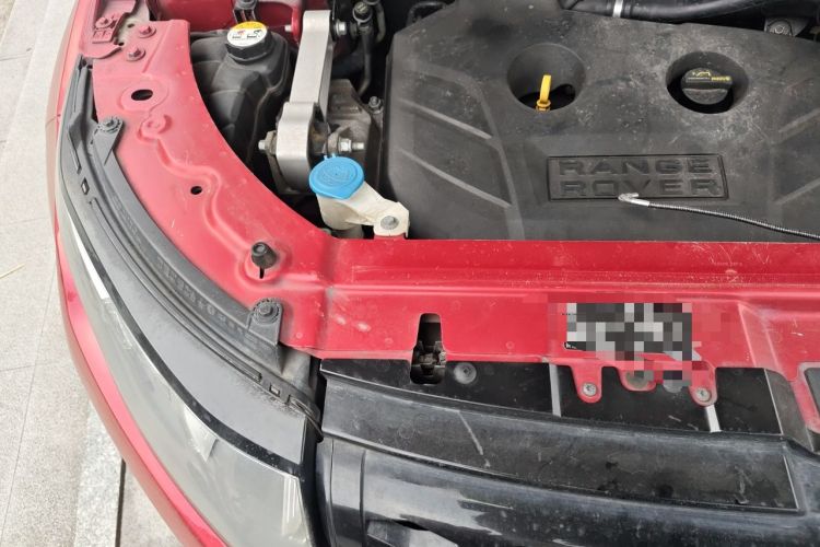 Used Land Rover Range Evoque 2013 2.0T 5-Door Ignite Edition Engine Bay Right
