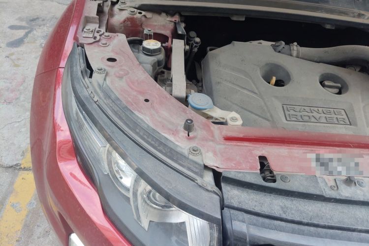 Used Land Rover Range Evoque 2013 2.0T 5-Door Ignite Edition Engine Bay Right