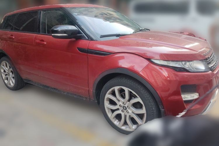 Used Land Rover Range Evoque 2013 2.0T 5-Door Ignite Edition Front Right 45 Deg