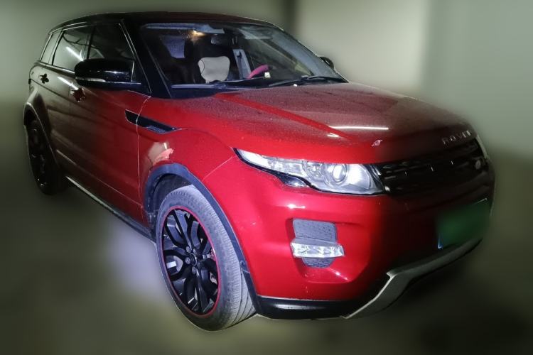Used Land Rover Range Evoque 2013 2.0T 5-Door Ignite Edition Front Right 45 Deg