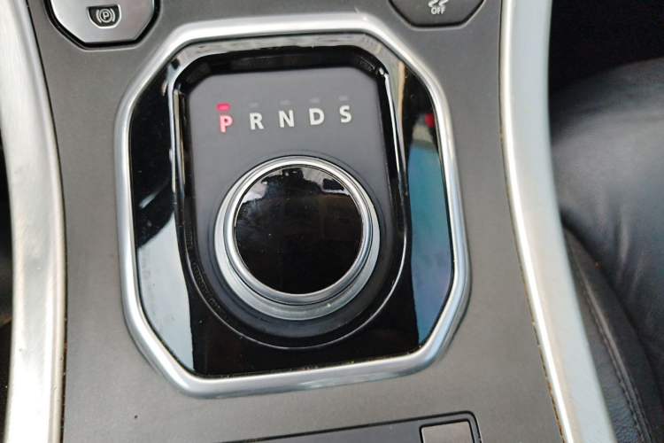 Used Land Rover Range Evoque 2013 2.0T 5-Door Yaozhen Edition Gear Lever