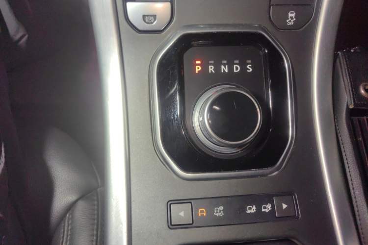 Used Land Rover Range Evoque 2013 2.0T 5-Door Yaozhen Edition Gear Lever