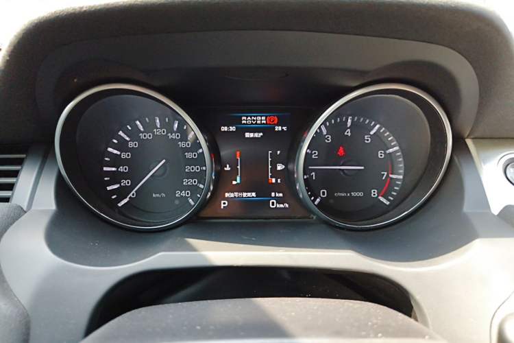Used Land Rover Range Evoque 2013 2.0T 5-Door Yaozhen Edition Instrument Cluster