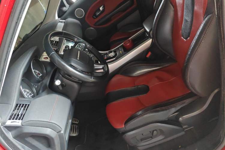 Used Land Rover Range Evoque 2013 2.0T 5-Door Ignite Edition Left Front Seat