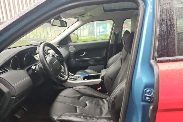 Used Land Rover Range Evoque 2013 2.0T 5-Door Ignite Edition Left Front Seat
