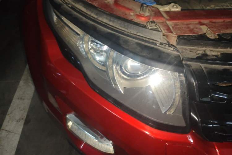 Used Land Rover Range Evoque 2013 2.0T 5-Door Ignite Edition Right Front Headlight