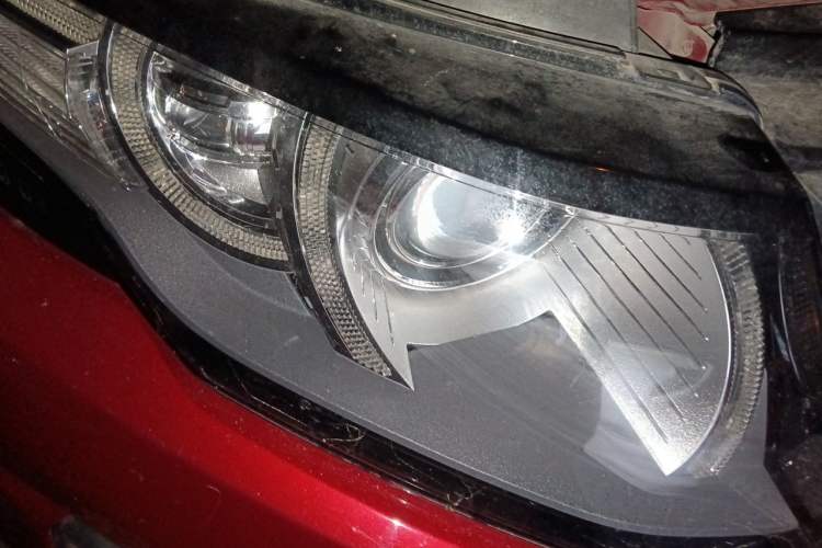 Used Land Rover Range Evoque 2013 2.0T 5-Door Ignite Edition Right Front Headlight