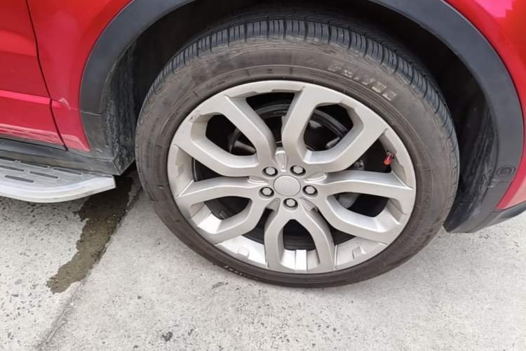 Used Land Rover Range Evoque 2013 2.0T 5-Door Ignite Edition Right Front Wheel Hub