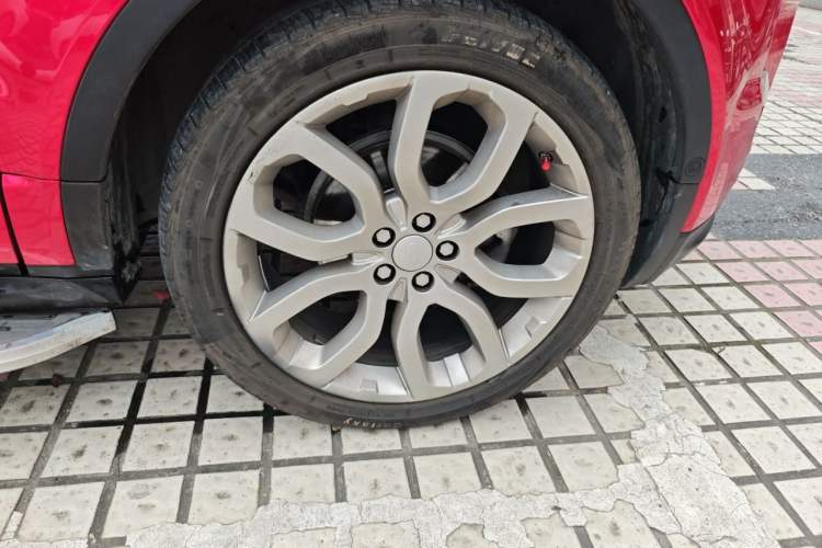 Used Land Rover Range Evoque 2013 2.0T 5-Door Ignite Edition Right Front Wheel Hub