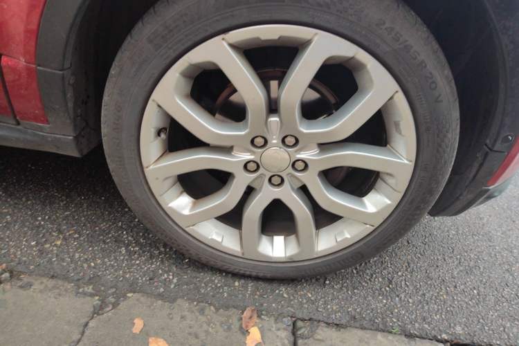 Used Land Rover Range Evoque 2013 2.0T 5-Door Ignite Edition Right Front Wheel Hub