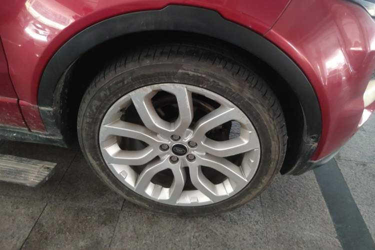 Used Land Rover Range Evoque 2013 2.0T 5-Door Ignite Edition Right Front Wheel Hub