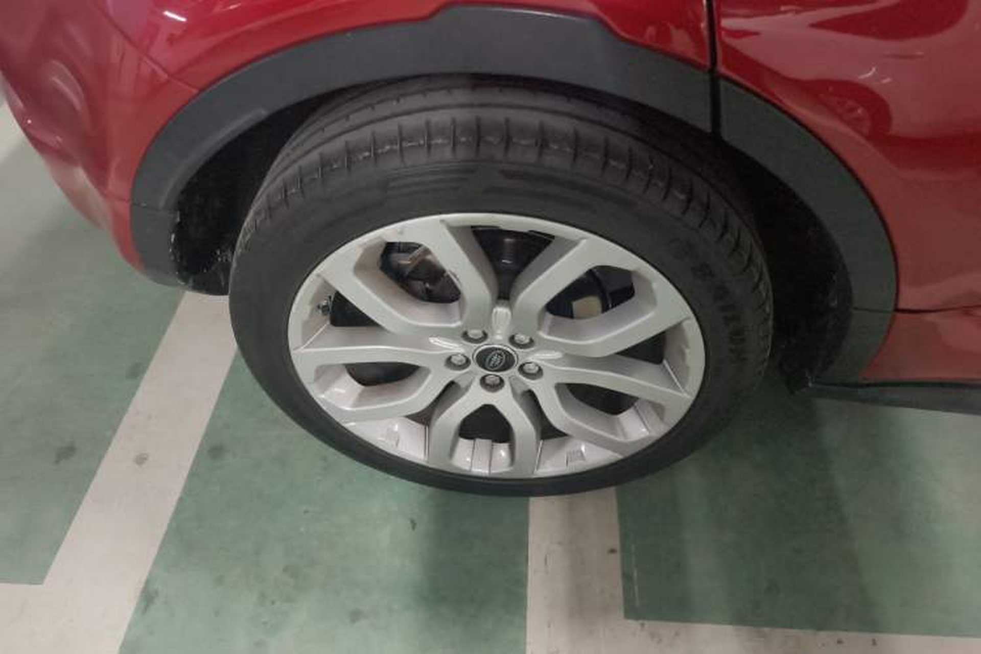 Used Land Rover Range Evoque 2013 2.0T 5-Door Ignite Edition Right Rear Wheel Hub