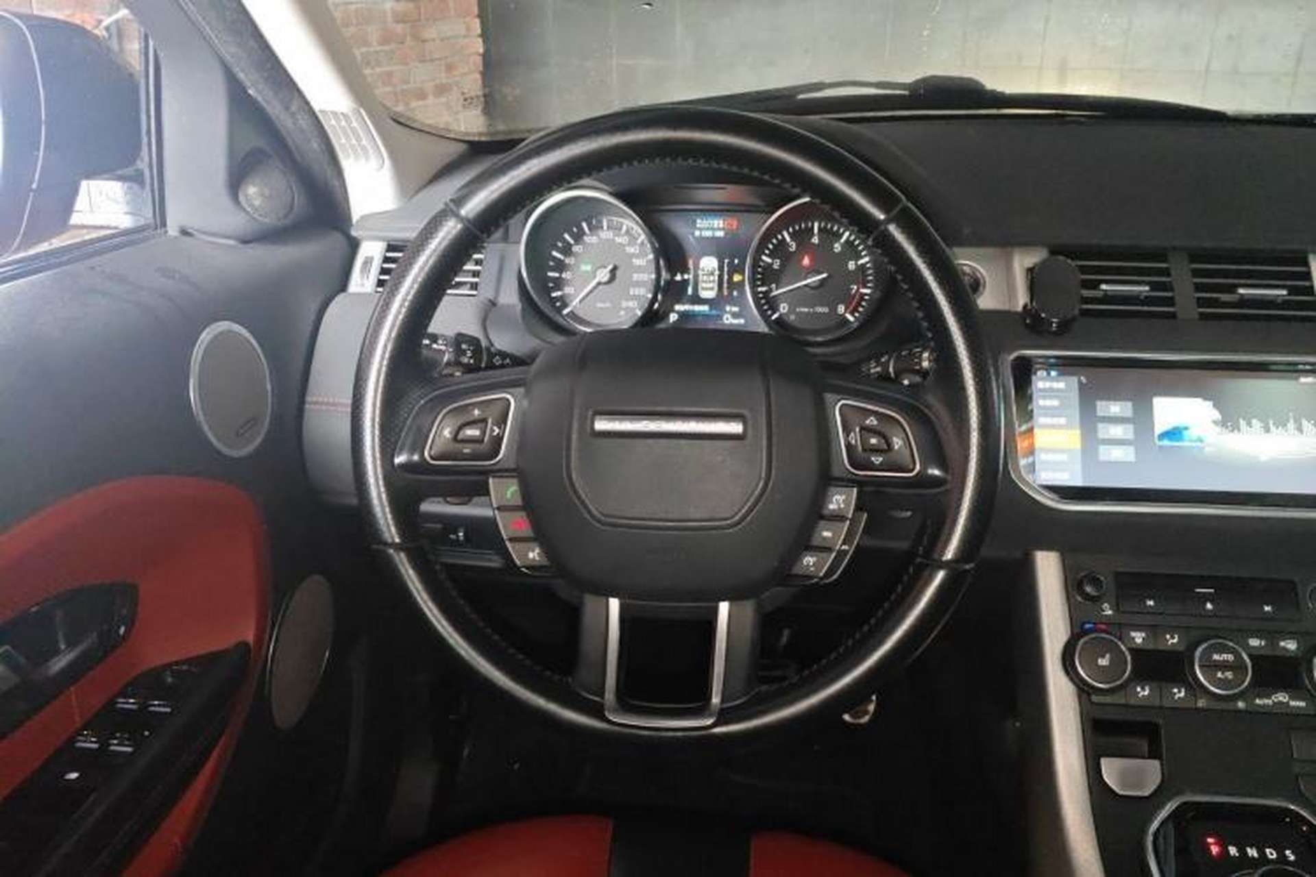 Used Land Rover Range Evoque 2013 2.0T 5-Door Ignite Edition Steering Wheel