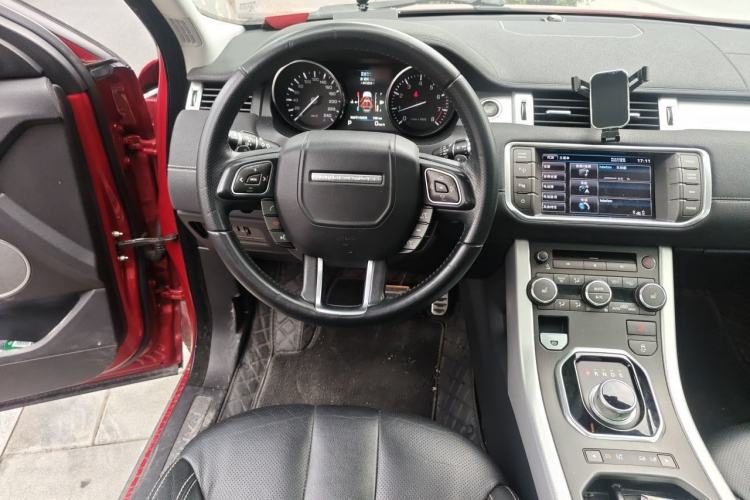 Used Land Rover Range Evoque 2013 2.0T 5-Door Ignite Edition Steering Wheel