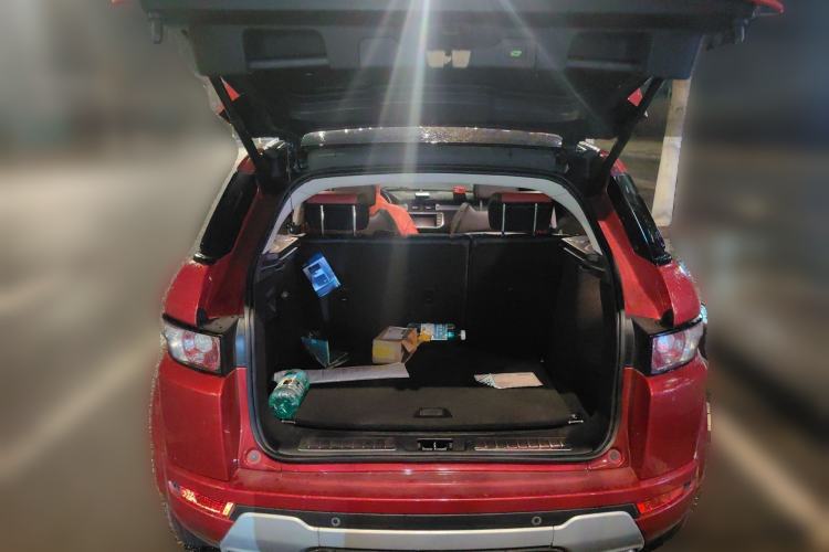 Used Land Rover Range Evoque 2013 2.0T 5-Door Ignite Edition Trunk