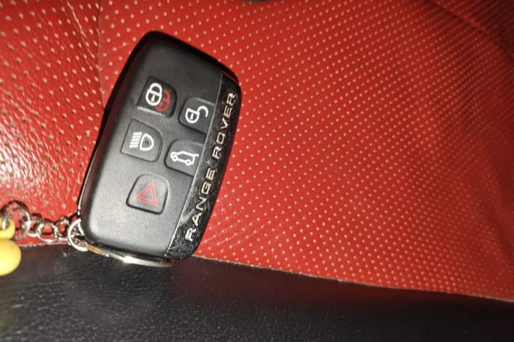 Used Land Rover Range Evoque 2013 2.0T 5-Door Ignite Edition Vehicle Key