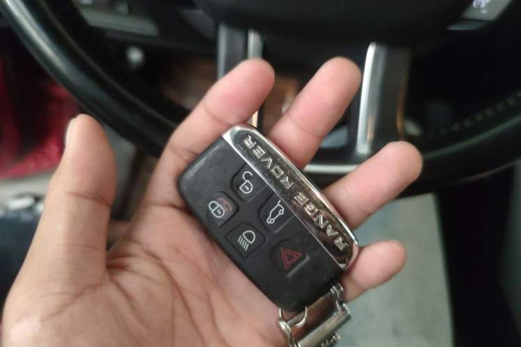 Used Land Rover Range Evoque 2013 2.0T 5-Door Ignite Edition Vehicle Key
