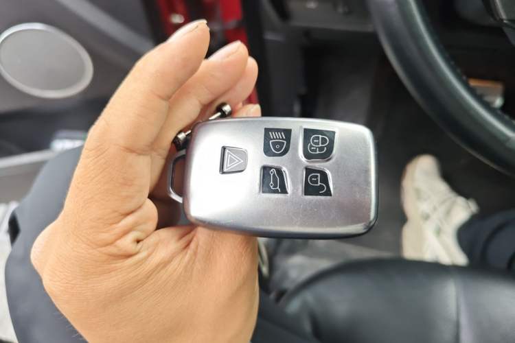 Used Land Rover Range Evoque 2013 2.0T 5-Door Ignite Edition Vehicle Key