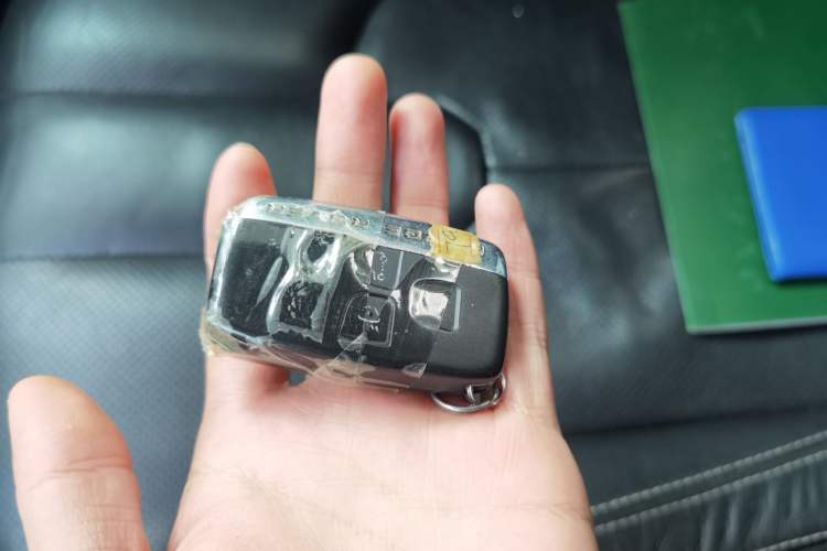 Used Land Rover Range Evoque 2013 2.0T 5-Door Ignite Edition Vehicle Key