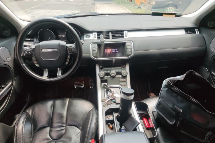 Used Land Rover Range Evoque 2013 2.0T 5-Door Ignite Edition Center Console