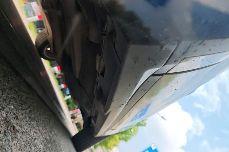Used Land Rover Range Evoque 2013 2.0T 5-Door Ignite Edition Chassis Front Left