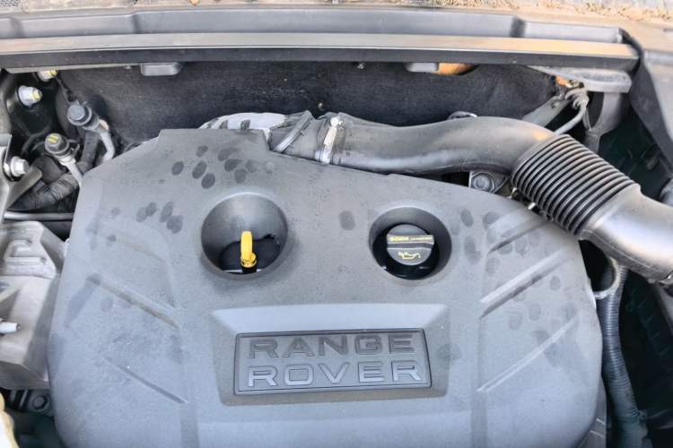 Used Land Rover Range Evoque 2013 2.0T 5-Door Ignite Edition Engine Bay